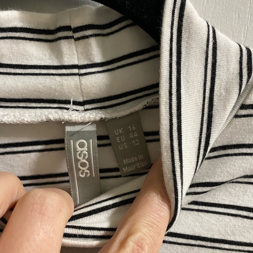 2 pack ASOS maternity mock turtlenecks - bundle of TWO - Picture 6 of 7